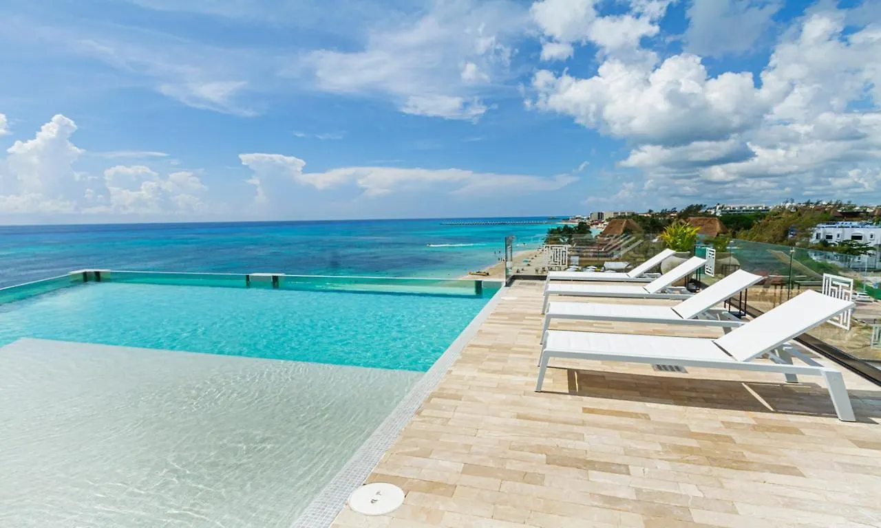 Ocean Blue Front Beach Apartment Playa del Carmen Mexico